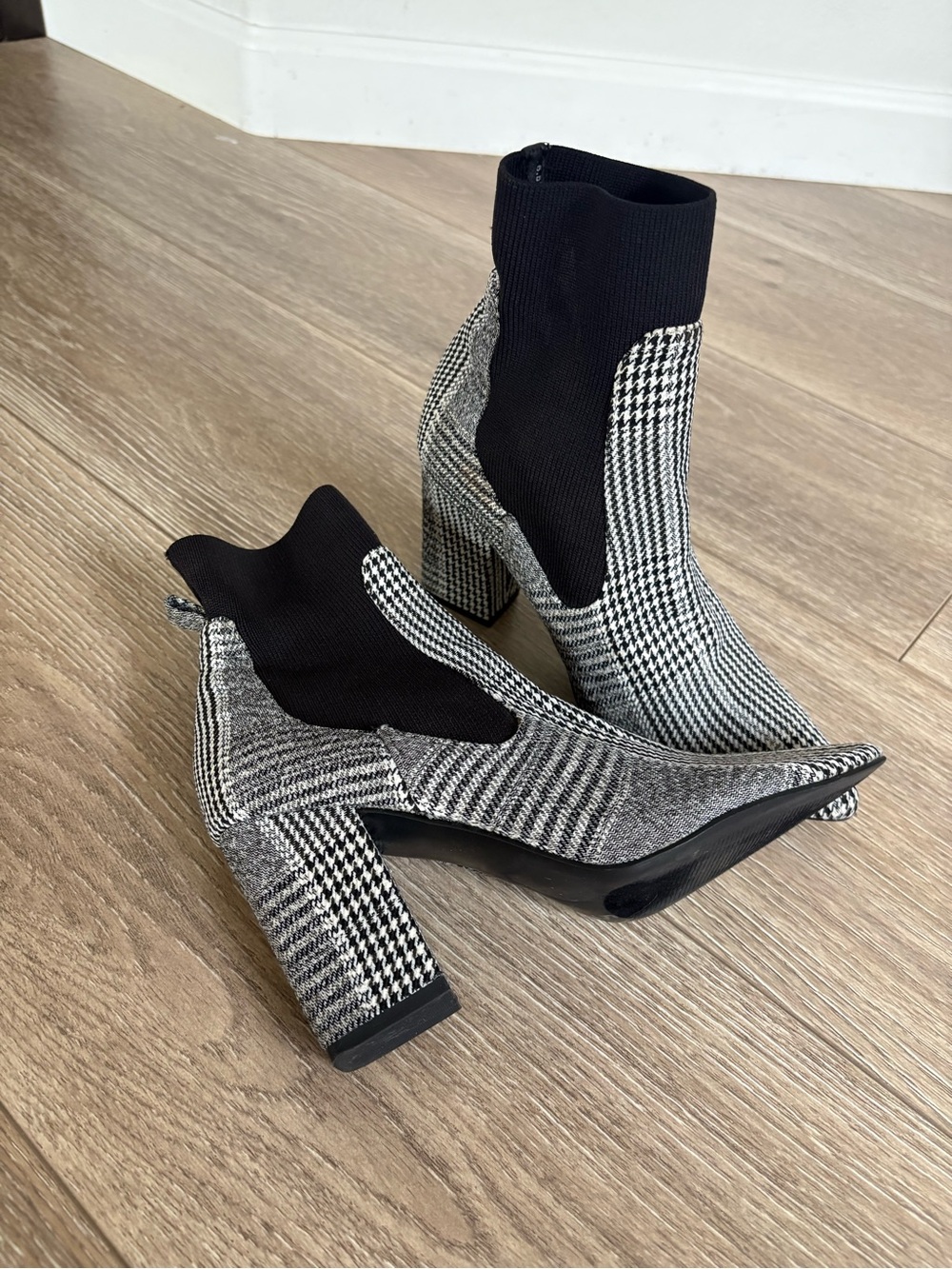 Steve Madden Black and White Houndstooth Sock Ankle Booties - Picture 7 of 12
